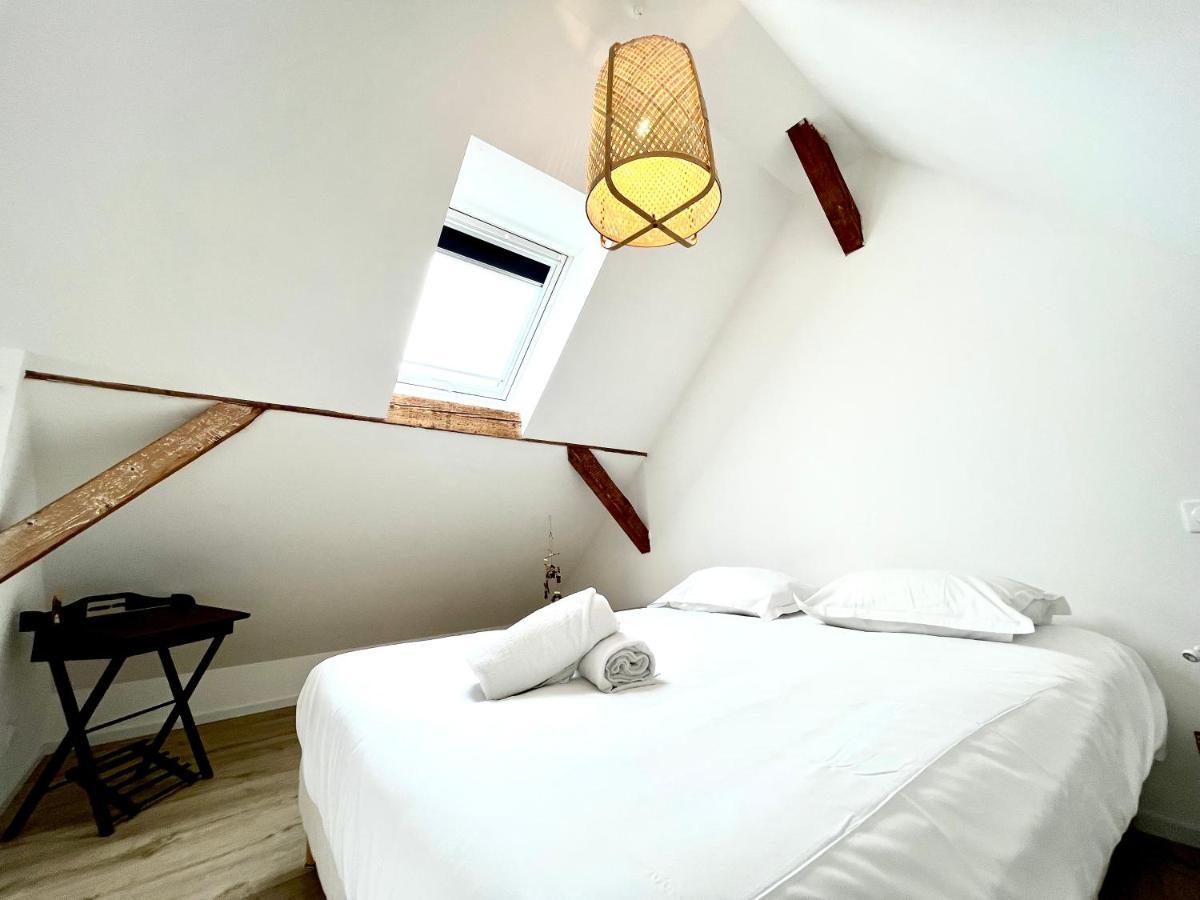 Sous Les Toits Avec Garage Et Terrasse A Ribeauville Luaran gambar