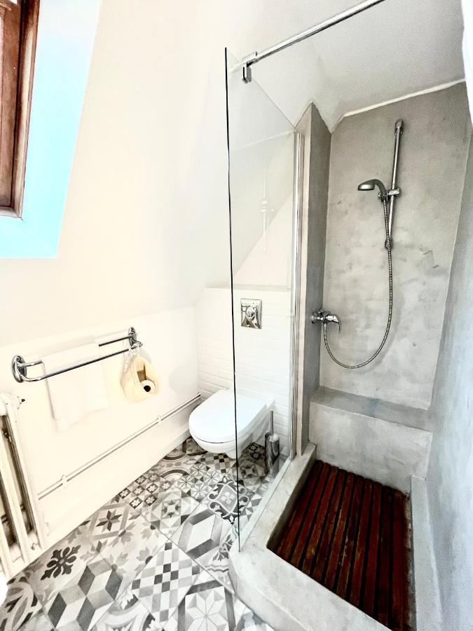 Sous Les Toits Avec Garage Et Terrasse A Ribeauville Luaran gambar