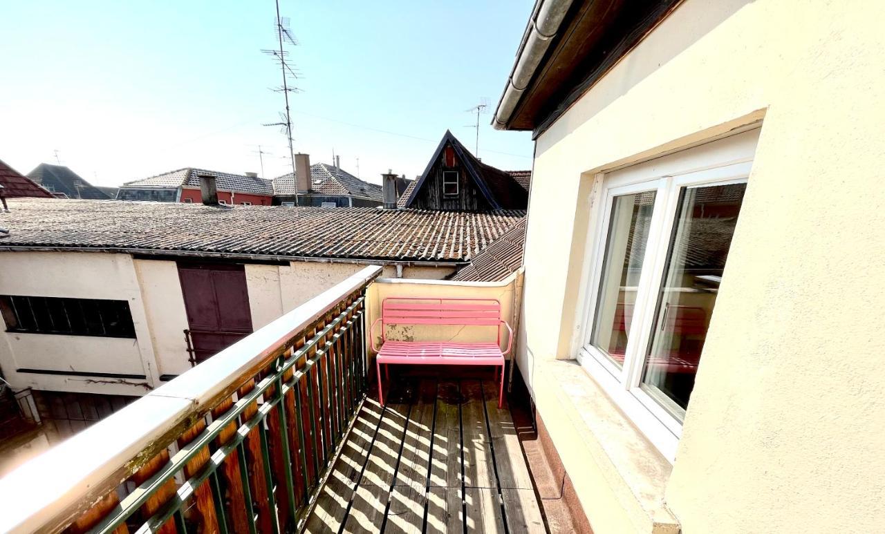 Sous Les Toits Avec Garage Et Terrasse A Ribeauville Luaran gambar